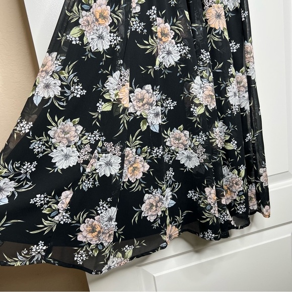 Torrid Black Floral Chiffon Midi Keyhole Tank Dress size 00 - Picture 4 of 9